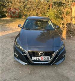 نيسان ألتيما